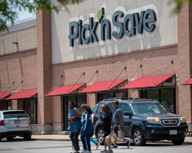 Pick n Save Hours and Store Accessibility